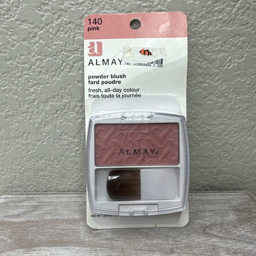 $31 🌙 Almay Powder Blush 140 Pink. Sealed FAST SHIPPER